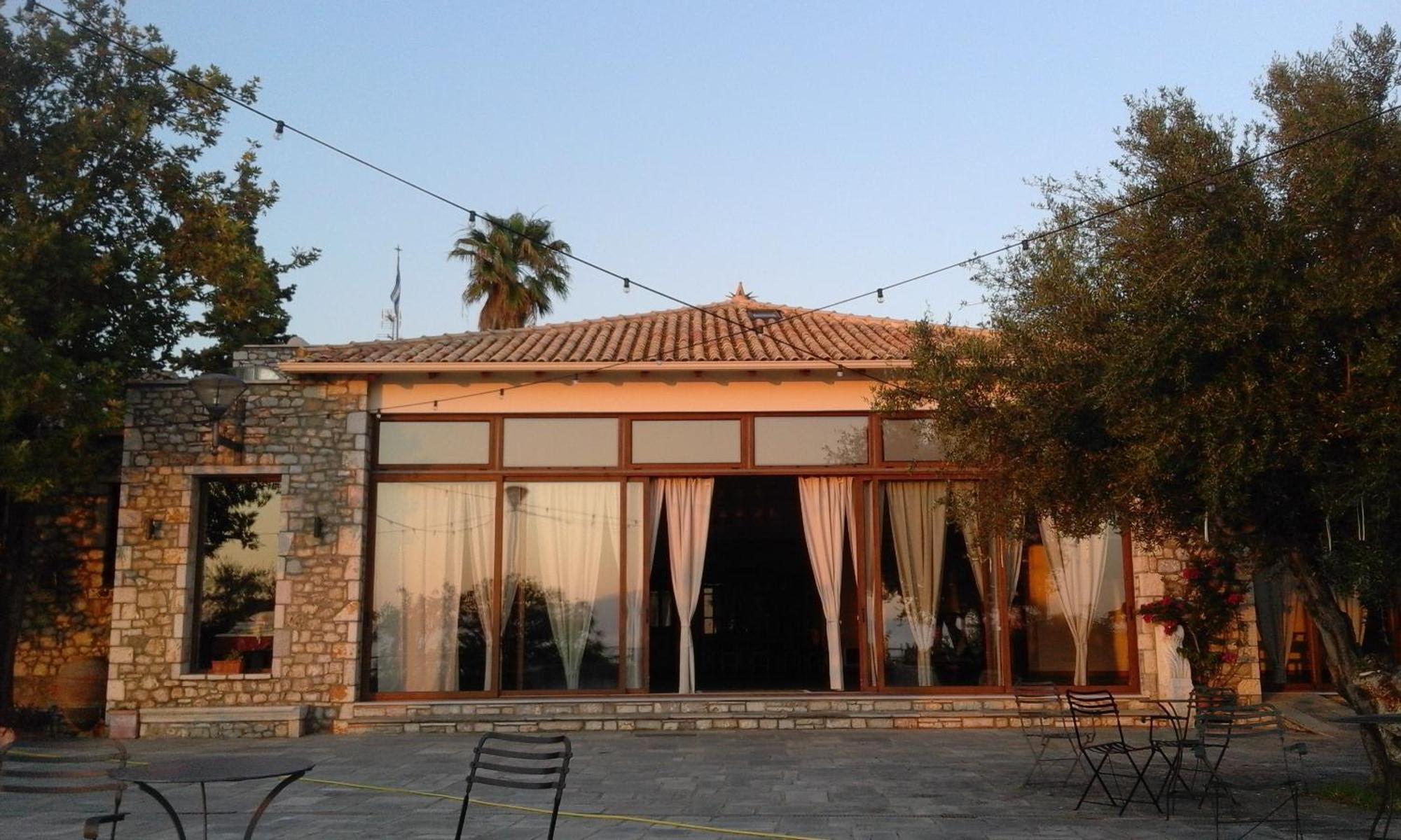 Polas Residencies Aparthotel Kalamata Exteriör bild