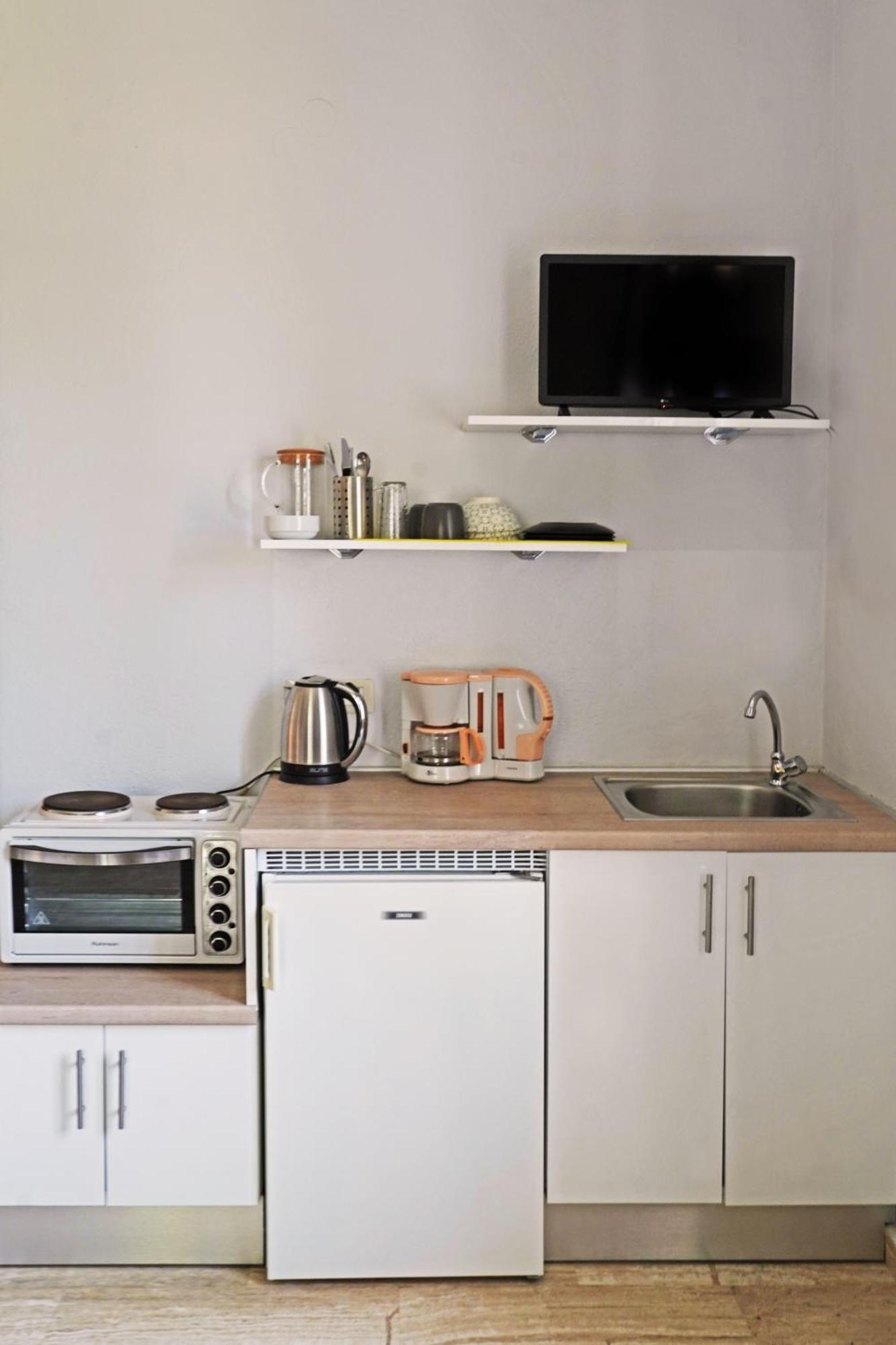 Polas Residencies Aparthotel Kalamata Rum bild