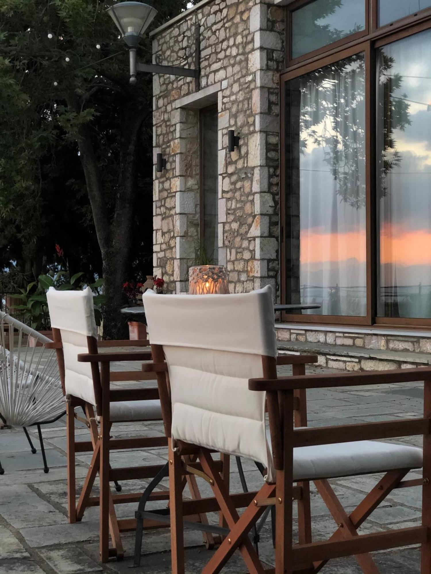 Polas Residencies Aparthotel Kalamata Exteriör bild