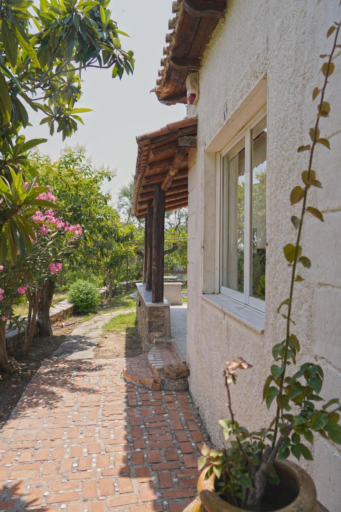 Polas Residencies Aparthotel Kalamata Rum bild