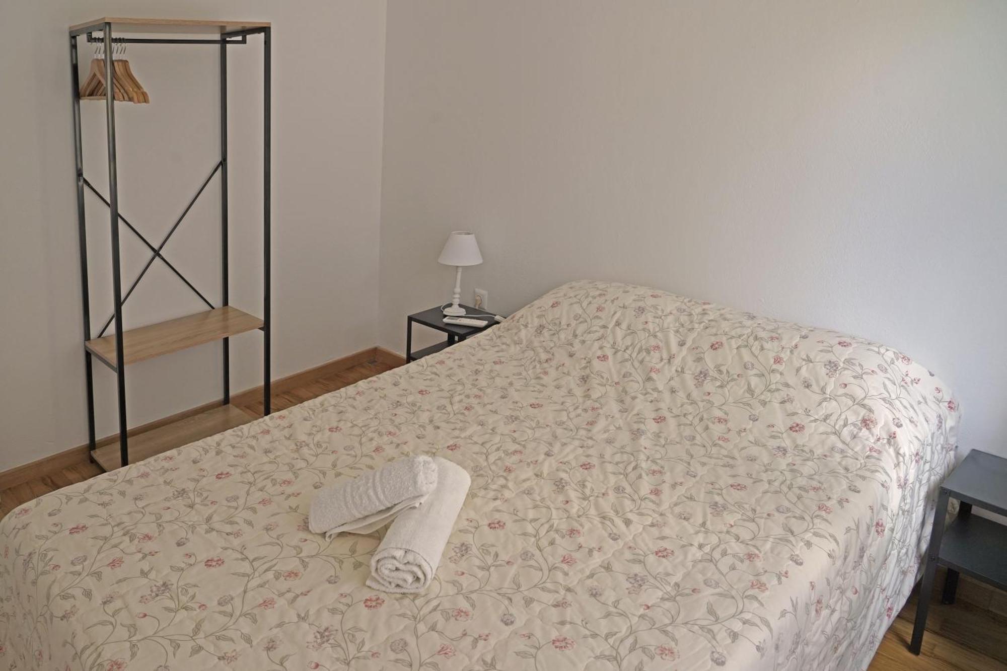 Polas Residencies Aparthotel Kalamata Rum bild