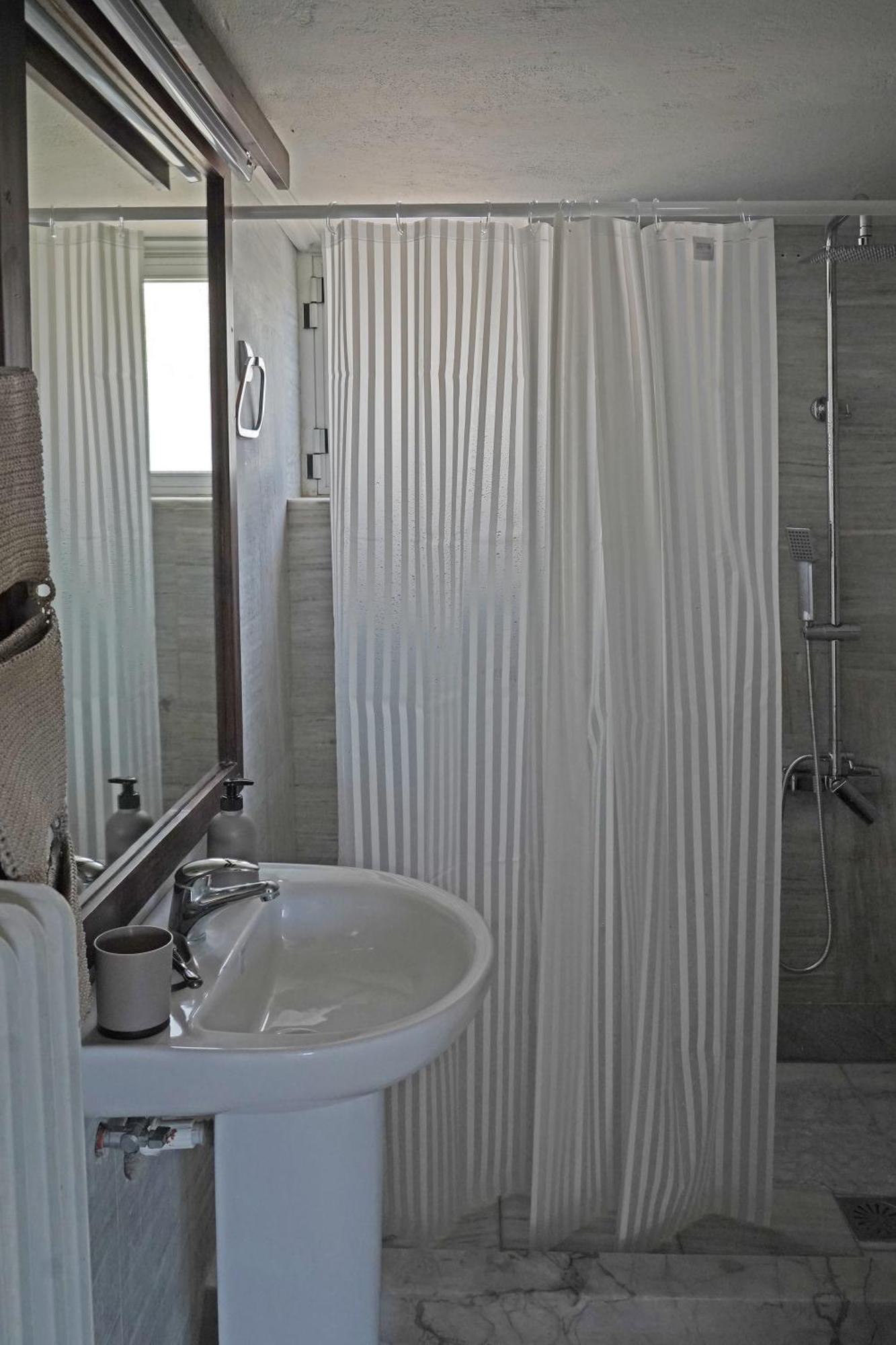 Polas Residencies Aparthotel Kalamata Rum bild
